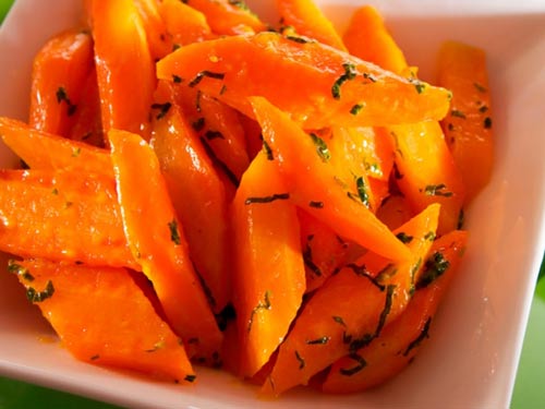 Салат с карамелизованной морковью
